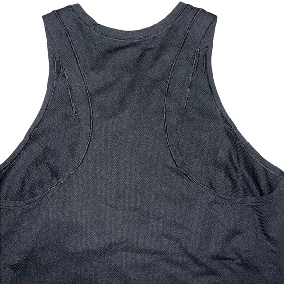 EUC Lululemon Racerback Seamless Edge Cropped Running Tank Size Black XS/S - Picture 8 of 10